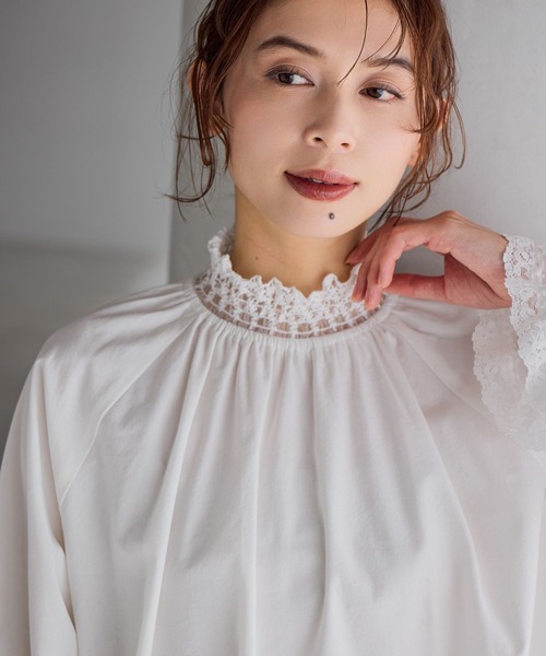 studio CLIP(スタディオクリップ)の「ボリュームレーススリーブブラウス《オケージョン2026SS》(シャツ/ブラウス・レディース・オフホワイト/ブラック/ライトグレー・FREE)」の10枚目の写真