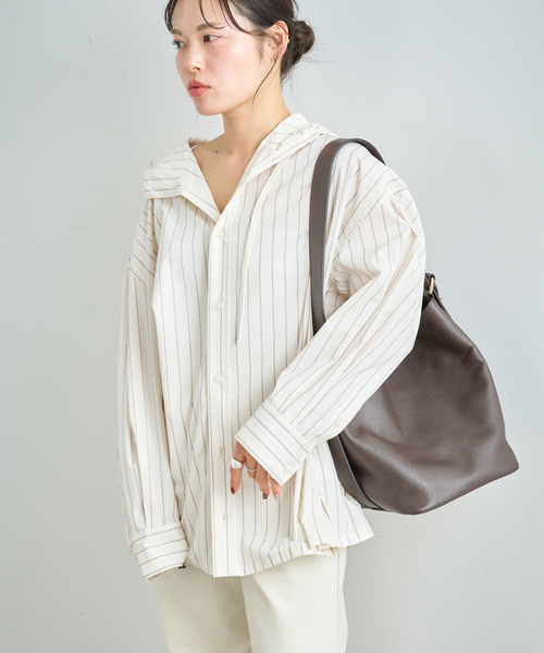 U by SPICK&SPAN（ユーバイスピックアンドスパン）の「オーバーフードシャツ（シャツ/ブラウス・レディース・ホワイト/ベージュ・FREE）」の14枚目の写真