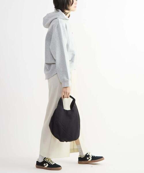 CONVERSE TOKYO(コンバーストウキョウ)の「BACK STAR★ SIDE TUCK HOODIE(パーカー・レディース・イエロー/杢グレー/ピンク・FREE)」の15枚目の写真