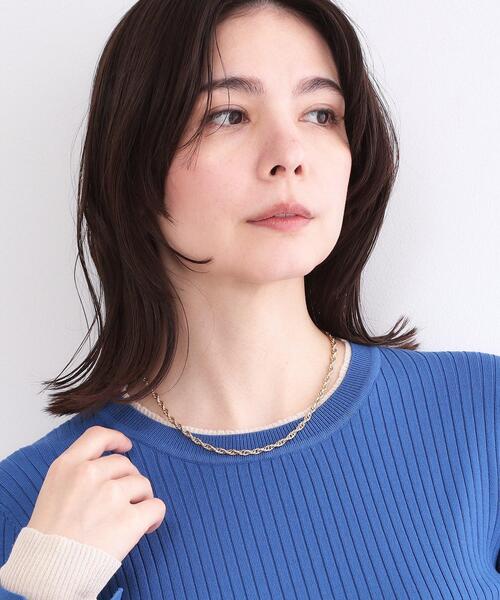 OPAQUE.CLIP（オペークドットクリップ）の「ねじれチェーンネックレス（ネックレス・レディース・シルバー/ゴールド・00）」の7枚目の写真