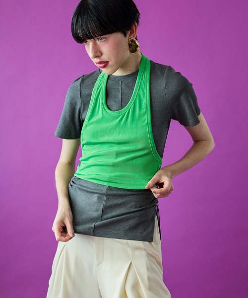 OMMO(オーエムエムオー)の「SHEER HALTER LAYERED T-SH(Tシャツ/カットソー・レディース・ブラック/カーキ/グレー・F)」の16枚目の写真