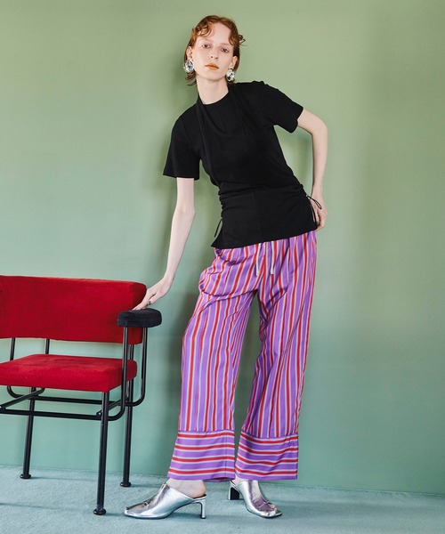 OMMO(オーエムエムオー)の「SHEER HALTER LAYERED T-SH(Tシャツ/カットソー・レディース・ブラック/カーキ/グレー・F)」の12枚目の写真