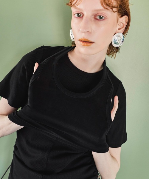 OMMO(オーエムエムオー)の「SHEER HALTER LAYERED T-SH(Tシャツ/カットソー・レディース・ブラック/カーキ/グレー・F)」の6枚目の写真