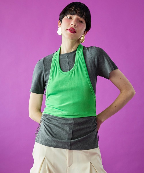 OMMO(オーエムエムオー)の「SHEER HALTER LAYERED T-SH(Tシャツ/カットソー・レディース・ブラック/カーキ/グレー・F)」の4枚目の写真