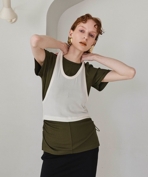 OMMO(オーエムエムオー)の「SHEER HALTER LAYERED T-SH(Tシャツ/カットソー・レディース・ブラック/カーキ/グレー・F)」の5枚目の写真