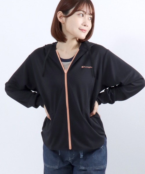 Champion(チャンピオン)の「Champion(チャンピオン)ドライメッシュ UVカット ジップアップパーカー レディース 速乾 抗菌防臭 軽量スポーツパーカー(パーカー・レディース・ネイビー/ホワイト/ブラック/ライトピンク/サックスブルー・M/L)」の2枚目の写真