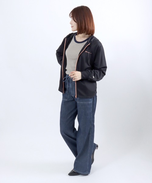 Champion(チャンピオン)の「Champion(チャンピオン)ドライメッシュ UVカット ジップアップパーカー レディース 速乾 抗菌防臭 軽量スポーツパーカー(パーカー・レディース・ネイビー/ホワイト/ブラック/ライトピンク/サックスブルー・M/L)」の13枚目の写真