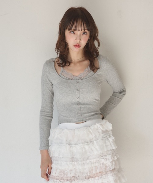 Nadana(ナダナ)の「レースレイヤード風トップス(Tシャツ/カットソー・レディース・ホワイト/グレー/ブラック・FREE)」の4枚目の写真