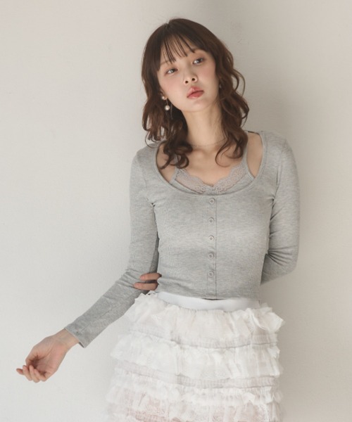 Nadana(ナダナ)の「レースレイヤード風トップス(Tシャツ/カットソー・レディース・ホワイト/グレー/ブラック・FREE)」の7枚目の写真
