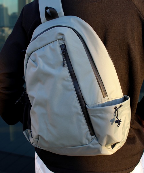 Snow Peak(スノーピーク)の「Snow Peak / Anywhere Multi Shoulder Bag マルチショルダーバッグ(ショルダーバッグ・メンズ・ブラック/アーミー・ONE SIZE)」の10枚目の写真