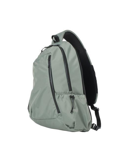 Snow Peak(スノーピーク)の「Snow Peak / Anywhere Multi Shoulder Bag マルチショルダーバッグ(ショルダーバッグ・メンズ・ブラック/アーミー・ONE SIZE)」の3枚目の写真