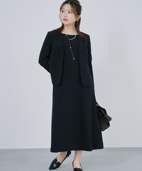 COHINA(コヒナ)の「トリアセジョーゼットノーカラージャケット 【低身長・小柄女性】(ノーカラージャケット・レディース・ネイビー/ベージュ/ブラック・S/XS)」の10枚目の写真