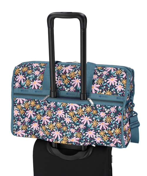 LeSportsac(レスポートサック)の「DELUXE LG WEEKENDER レトロデイジーズ(ボストンバッグ・レディース・その他・FREE)」の4枚目の写真