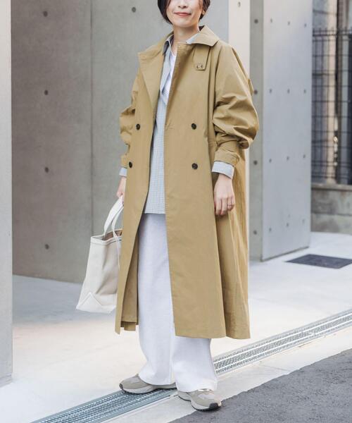 URBAN RESEARCH DOORS（アーバンリサーチドアーズ）の「袖ボリュームスタンドコート（トレンチコート・レディース・ベージュ/ライトベージュ・FREE）」の13枚目の写真