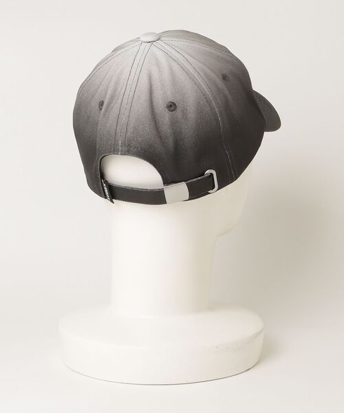 MAISON mou(メゾンムー)の「【AVIREX/アヴィレックス】GRADATION COLOR CAP グラデーションカラーキャップ(キャップ・レディース・カーキ/ブラック/ブルー/ネイビー・FREE)」の6枚目の写真