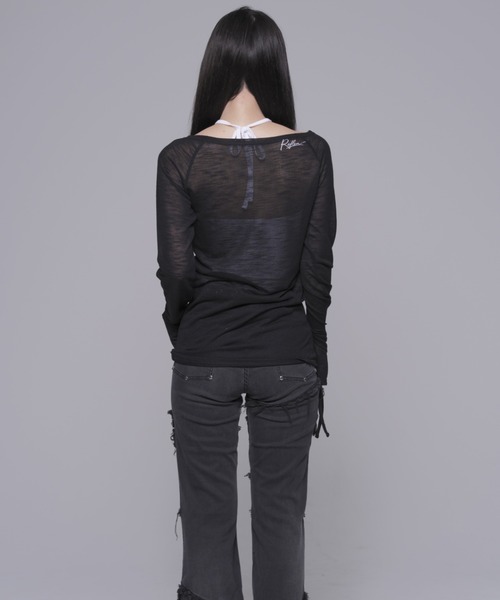 REFLEM(レフレム)の「『REFLEM/レフレム』シアーオフショルL/S Tee/ロングスリーブカットソー(Tシャツ/カットソー・レディース・ホワイト/ブラック・FREE)」の7枚目の写真