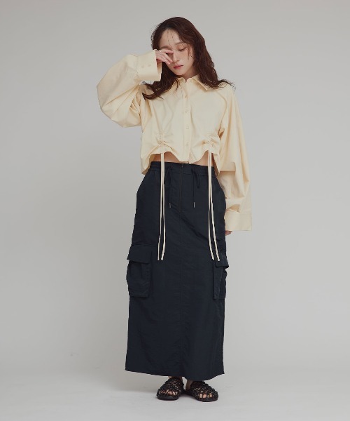 W:Huku(フーク)の「【W:Huku / 撥水 ワッシャーナイロン】カーゴ ロング スカート / Washer Nylon Cargo Long Skirt(スカート・レディース・ブルーグレー/アイボリー/ブラック系その他・FREE)」の4枚目の写真