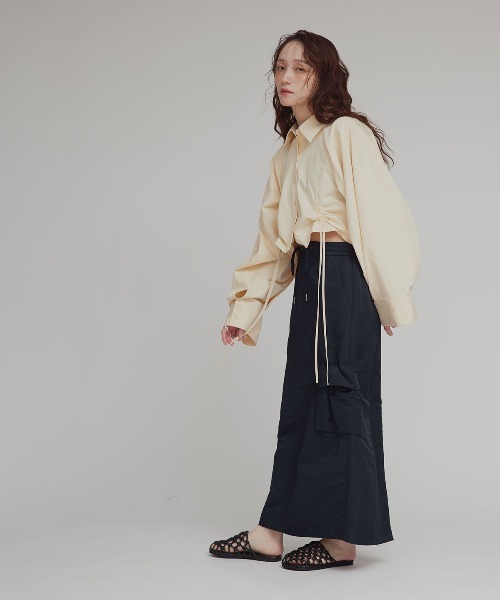 W:Huku(フーク)の「【W:Huku / 撥水 ワッシャーナイロン】カーゴ ロング スカート / Washer Nylon Cargo Long Skirt(スカート・レディース・ブルーグレー/アイボリー/ブラック系その他・FREE)」の13枚目の写真
