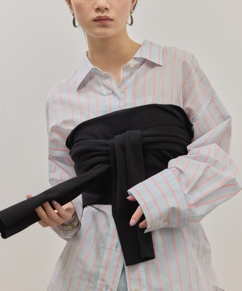 ADAM ET ROPE'（アダムエロペ）の「ボレロニットビスチェ（カーディガン/ボレロ・レディース・グレー/ブラック・FREE）」の14枚目の写真