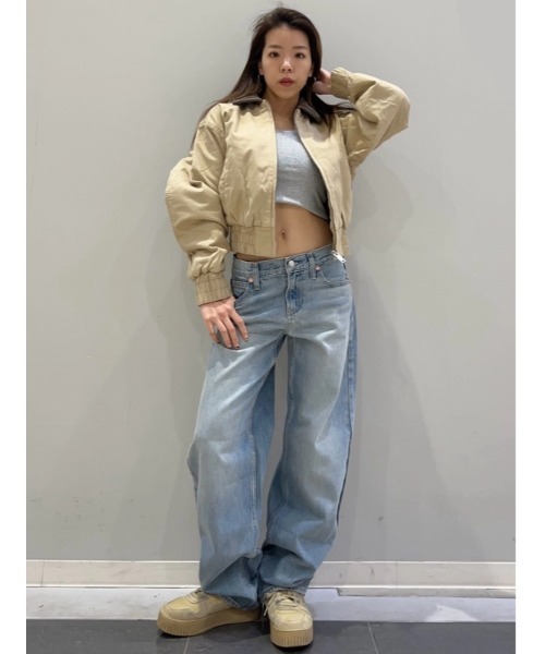 GAP(ギャップ)の「オーバーサイズ ボンバージャケット(ブルゾン・レディース・ベージュ・M/S/L/XS/XXS)」の2枚目の写真