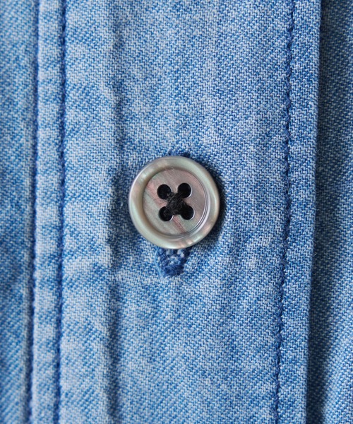 COLLAGE GALLARDAGALANTE（コラージュガリャルダガランテ）の「Q.anos/ライトデニムドルマンシャツ（シャツ/ブラウス・レディース・サックスブルー/ブルー/オフホワイト・FREE）」の16枚目の写真