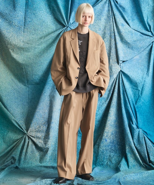 MAISON SPECIAL(メゾンスペシャル)の「《UNISEX》TW Worsted One-tuck Prime-Wide Tapered Slacks/TWウーステッドプライムワイドワンタックテーパードスラックス【MAISON SPECIAL/メゾンスペシャル】■セットアップ対応■(スラックス・メンズ・グレイッシュベージュ/ブラック/ベージュ/グレー・2/1/0)」の9枚目の写真
