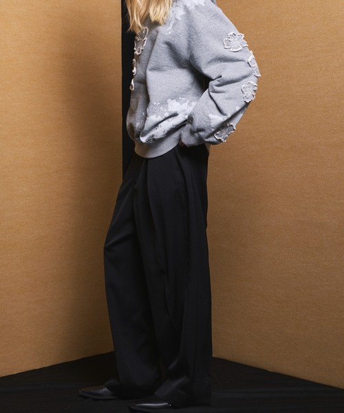 MAISON SPECIAL(メゾンスペシャル)の「《UNISEX》TW Worsted One-tuck Prime-Wide Tapered Slacks/TWウーステッドプライムワイドワンタックテーパードスラックス【MAISON SPECIAL/メゾンスペシャル】■セットアップ対応■(スラックス・メンズ・グレイッシュベージュ/ブラック/ベージュ/グレー・2/1/0)」の16枚目の写真