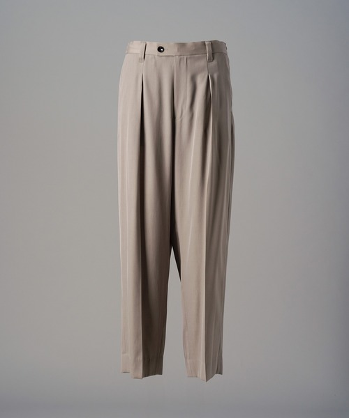 MAISON SPECIAL(メゾンスペシャル)の「《UNISEX》TW Worsted One-tuck Prime-Wide Tapered Slacks/TWウーステッドプライムワイドワンタックテーパードスラックス【MAISON SPECIAL/メゾンスペシャル】■セットアップ対応■(スラックス・メンズ・グレイッシュベージュ/ブラック/ベージュ/グレー・2/1/0)」の20枚目の写真