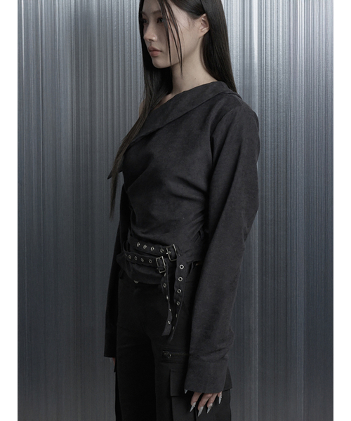 ETRE AU SOMMET（エトレオソメ）の「Two Belt Drape One-Shoulder Blouse (Black)（シャツ/ブラウス・レディース・その他・FREE）」の2枚目の写真