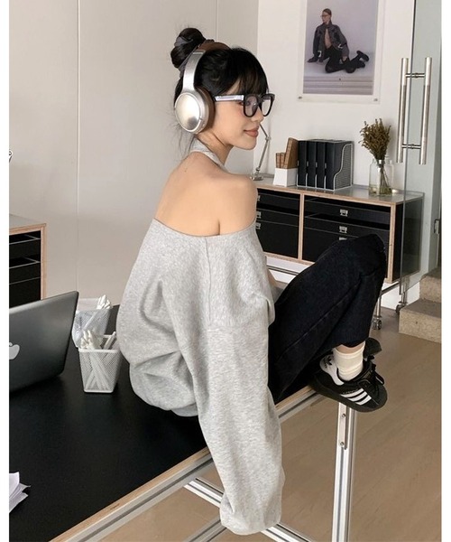 inst.ALL(インストール)の「カシュクールホルター肩あきルルーズトップス(スウェット・レディース・グレー/ブラック・M)」の3枚目の写真