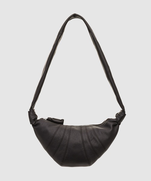 LEMAIRE(ルメール)の「SMALL CROISSANT BAG(ショルダーバッグ・メンズ・ブラック/ブラウン/カーキ・ONE SIZE)」の1枚目の写真