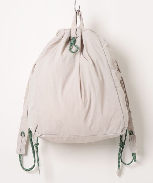 EARTH MADE(アースメイド)の「【EARTH MADE】撥水 NYLON PARACORD KNAPSACK(バックパック/リュック・レディース・グレー/グリーン/ネイビー/ブラウン/ブラック・FREE)」の3枚目の写真