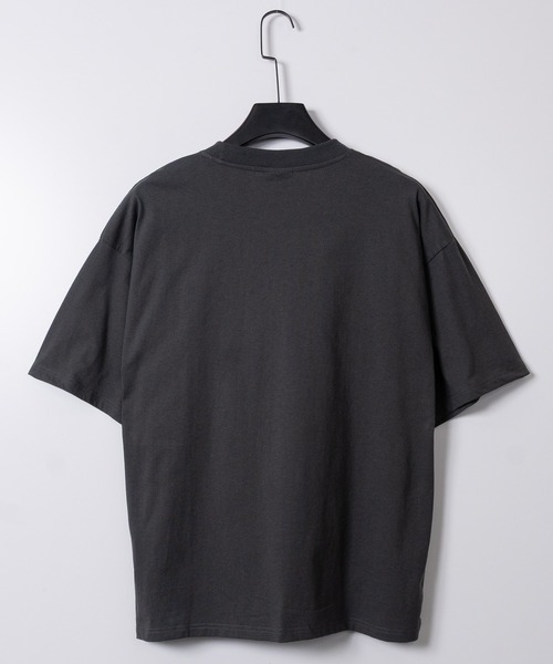 JOHN'S CLOSET（ジョンズクローゼット）の「【15】〔BACK TO THE FUTURE/バックトゥザフューチャー〕ユーズドライク半袖Tシャツ デロリアン/マーティ（Tシャツ/カットソー・メンズ・ブラック系1/ホワイト系2/ホワイト系1/ブラック系2・MEDIUM/X-LARGE/LARGE）」の6枚目の写真