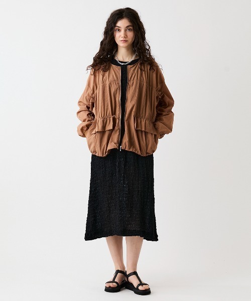 leswel(レスウェル)の「【M/L】【UVカット】エアリーギャザーZIPブルゾン(ブルゾン・レディース・ブラウン/ブラック/クリーム・M/L)」の12枚目の写真