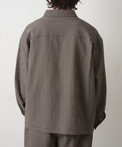 COLONY 2139（コロニートゥーワンスリーナイン）の「シアサッカーギンガムCPOシャツジャケット（ブルゾン・メンズ・ベージュ/ブラック・LARGE/MEDIUM）」の15枚目の写真