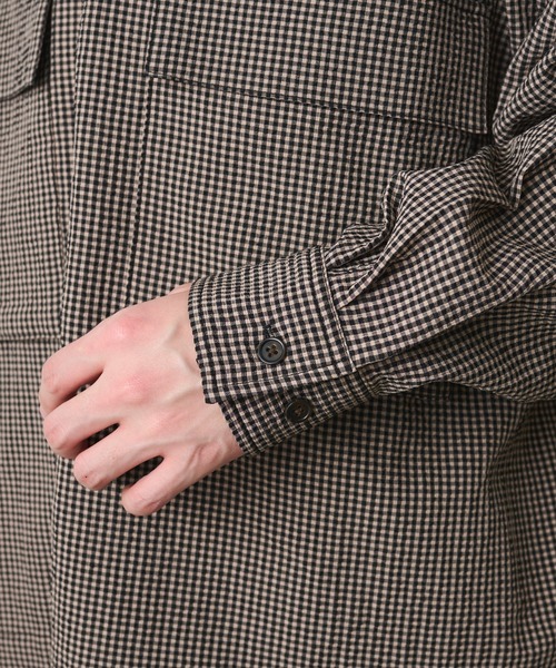 COLONY 2139（コロニートゥーワンスリーナイン）の「シアサッカーギンガムCPOシャツジャケット（ブルゾン・メンズ・ベージュ/ブラック・LARGE/MEDIUM）」の18枚目の写真