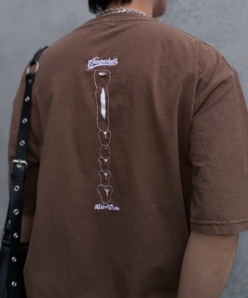 lilful（リルフル）の「【26年春夏新作】ボーンデザインダメージヴィンテージ加工Tシャツ（Tシャツ/カットソー・メンズ・ブラック/ブラウン・M/L）」の11枚目の写真