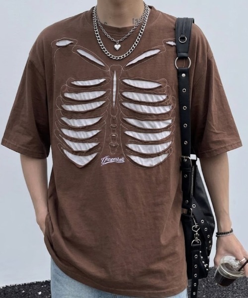 lilful（リルフル）の「【26年春夏新作】ボーンデザインダメージヴィンテージ加工Tシャツ（Tシャツ/カットソー・メンズ・ブラック/ブラウン・M/L）」の18枚目の写真