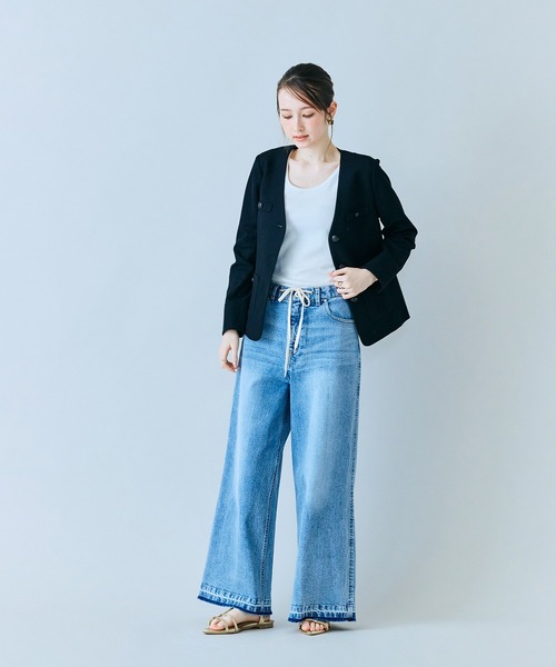Audie a Muses(オーディアミューズ)の「カラミノーカラーVネックジャケット(ノーカラージャケット・レディース・オフホワイト/ブラック・42/38/36)」の3枚目の写真