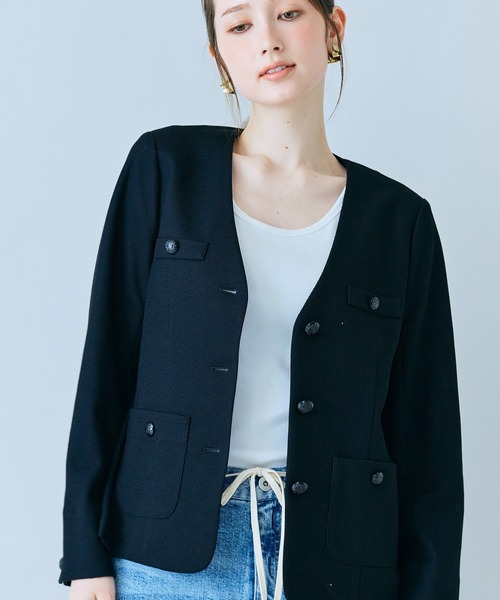 Audie a Muses(オーディアミューズ)の「カラミノーカラーVネックジャケット(ノーカラージャケット・レディース・オフホワイト/ブラック・42/38/36)」の10枚目の写真