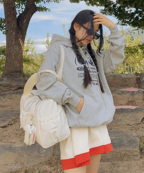セール】[INT][POUCH SET] glossy shoulder duffel bag_Lemon chiffon
