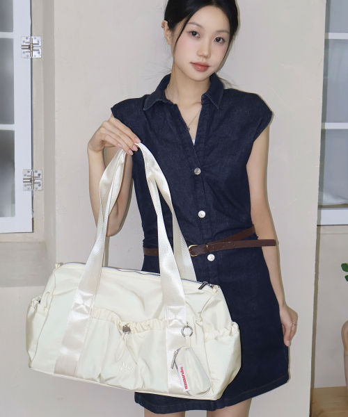 MASMARULEZ（マスマルールズ）の「[INT][POUCH SET] glossy shoulder duffel bag_Lemon chiffon（ボストンバッグ・レディース・その他・FREE）」の8枚目の写真
