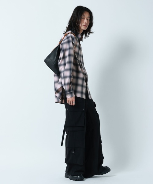 RAGEBLUE（レイジブルー）の「【LUXURY+EASY】OVER SIZE DRAPE OMBRE CHECK SHIRTS / ラグイージー/オーバーサイズドレープオンブレチェックシャツ（シャツ/ブラウス・メンズ・ライトブルー/ブラック/ピンク・LARGE/MEDIUM）」の11枚目の写真