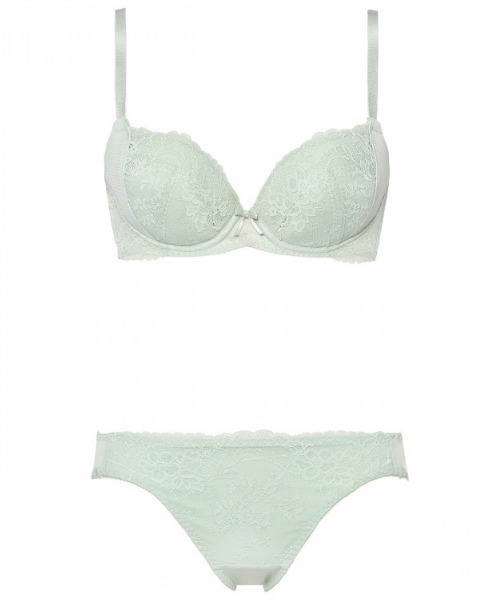 AMOSTYLE BY Triumph（アモスタイルバイトリンプ）の「きゅっと寄せブラ ブラ＆ショーツセット デイジーレース【B,C,Dカップ】AMST1150 WHU3 + Hikini JX【amo-kb】（ブラ&ショーツ・レディース・ネイビー/チェリーピンク/ライトグリーン・D70M/D75L/B70M/B75M/C65M/C70M/C75L/D65M/B65M）」の9枚目の写真