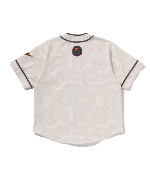 A BATHING APE（アベイシングエイプ）の「SOLID CAMO MULTI LOGO BASEBALL SS SHIRT（シャツ/ブラウス・メンズ・アイボリー/ネイビー・MEDIUM/X-LARGE/XX-LARGE/SMALL/LARGE）」の3枚目の写真