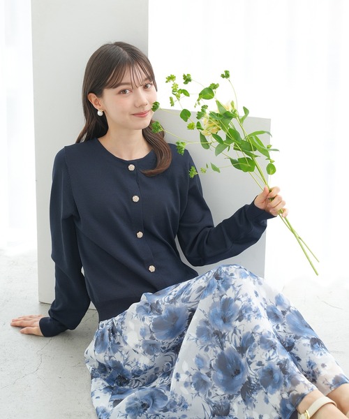 ASTORIA ODIER（アストリアオディール）の「パールビジュー釦カーディガン（カーディガン/ボレロ・レディース・ミント/ホワイト/ネイビー・MEDIUM/SMALL/LARGE）」の14枚目の写真