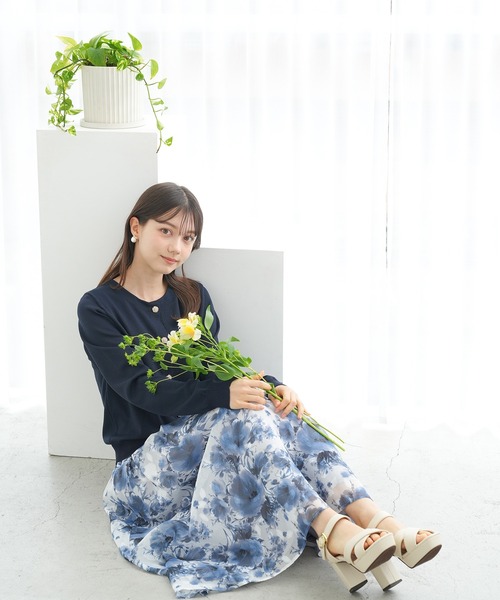 ASTORIA ODIER（アストリアオディール）の「パールビジュー釦カーディガン（カーディガン/ボレロ・レディース・ミント/ホワイト/ネイビー・MEDIUM/SMALL/LARGE）」の15枚目の写真