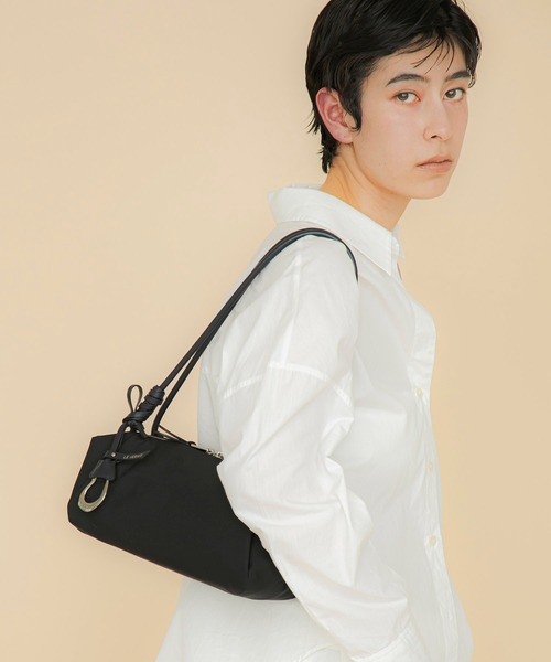 LE VERNIS（ル・ベルニ）の「[LE VERNIS] Marshmallow boston bag (Fabric)（ショルダーバッグ・レディース・ブラウン/ブルー/ブラック・FREE）」の18枚目の写真
