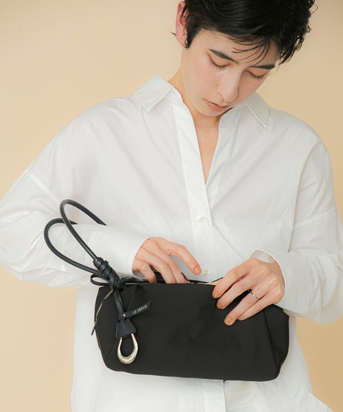 LE VERNIS（ル・ベルニ）の「[LE VERNIS] Marshmallow boston bag (Fabric)（ショルダーバッグ・レディース・ブラウン/ブルー/ブラック・FREE）」の22枚目の写真