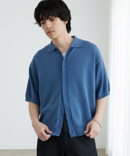 MONO-MART(モノマート)の「接触冷感 ショート丈 ブークレ ベーシック 半袖ニットシャツ<UVカット/ウォッシャブル>(シャツ/ブラウス・メンズ・ネイビー/ブラック/モカ/チャコール/ブルー/ライトグレー・S/M/L)」の6枚目の写真